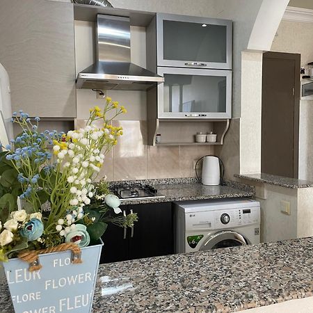 Appartamento Orbisea Batumi Esterno foto