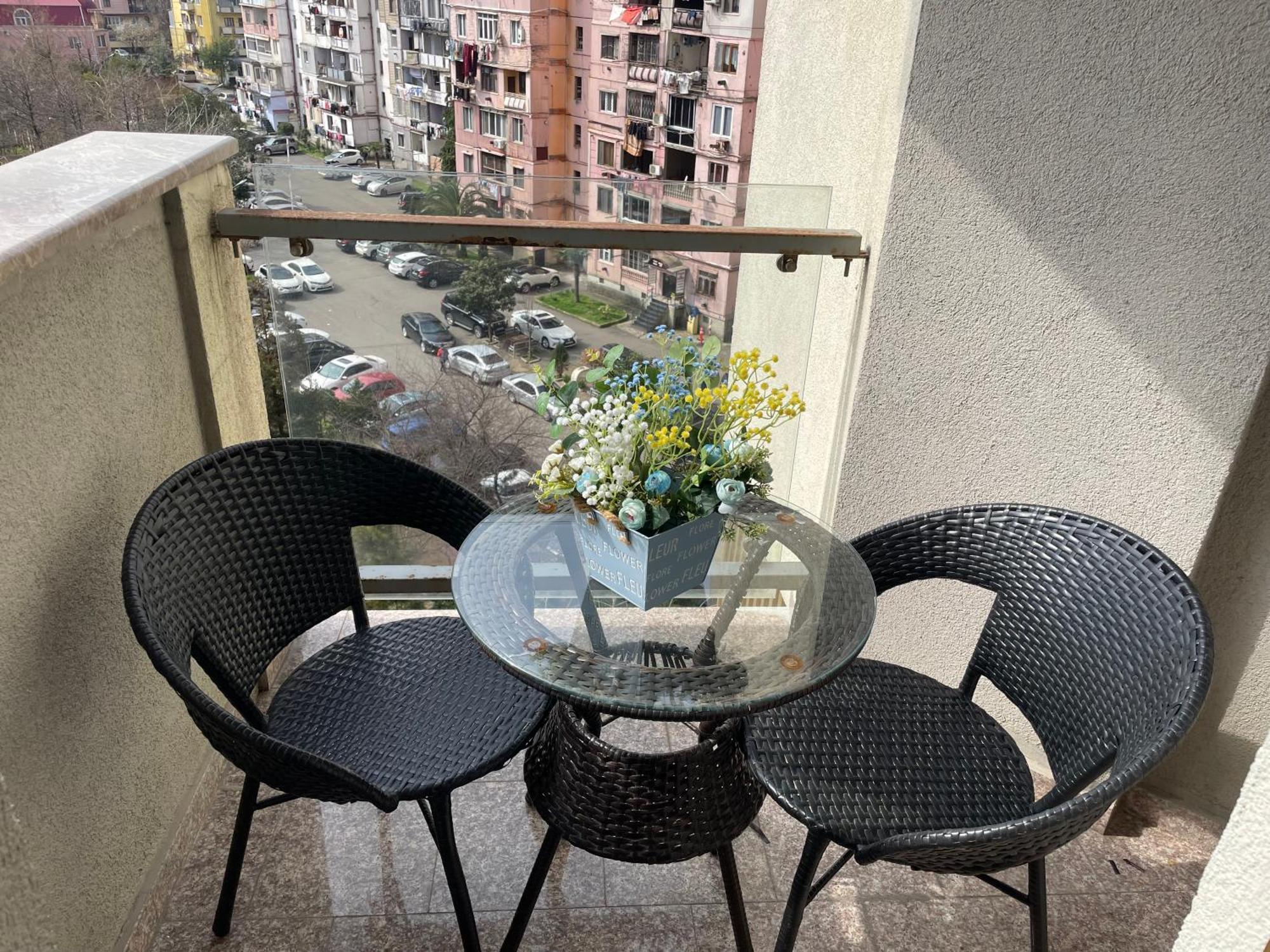 Appartamento Orbisea Batumi Esterno foto